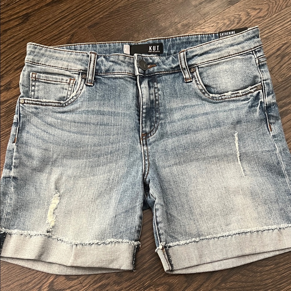 Kut from the Kloth Denim shorts size 4, NWT